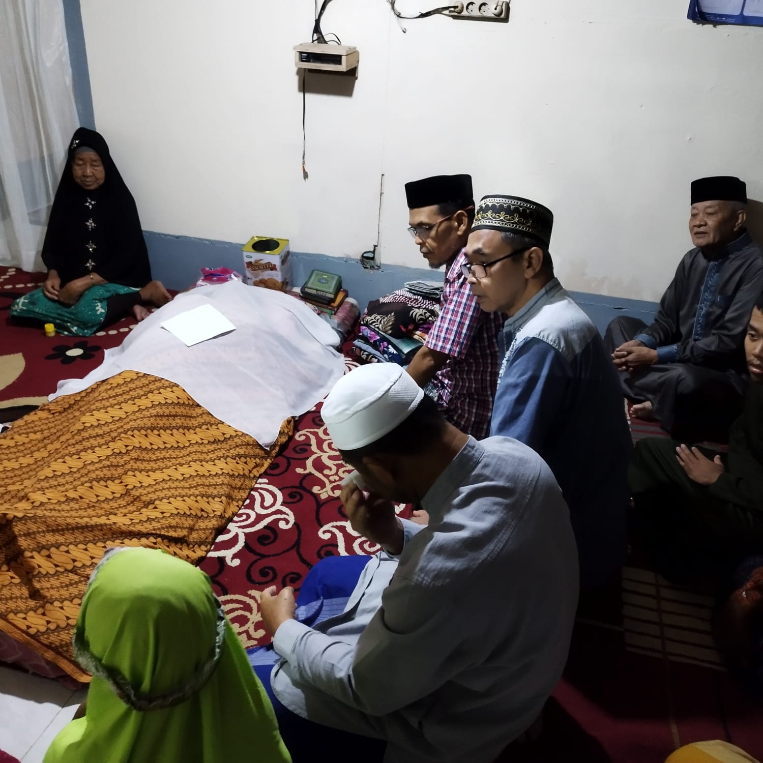 Almarhumah Paneng